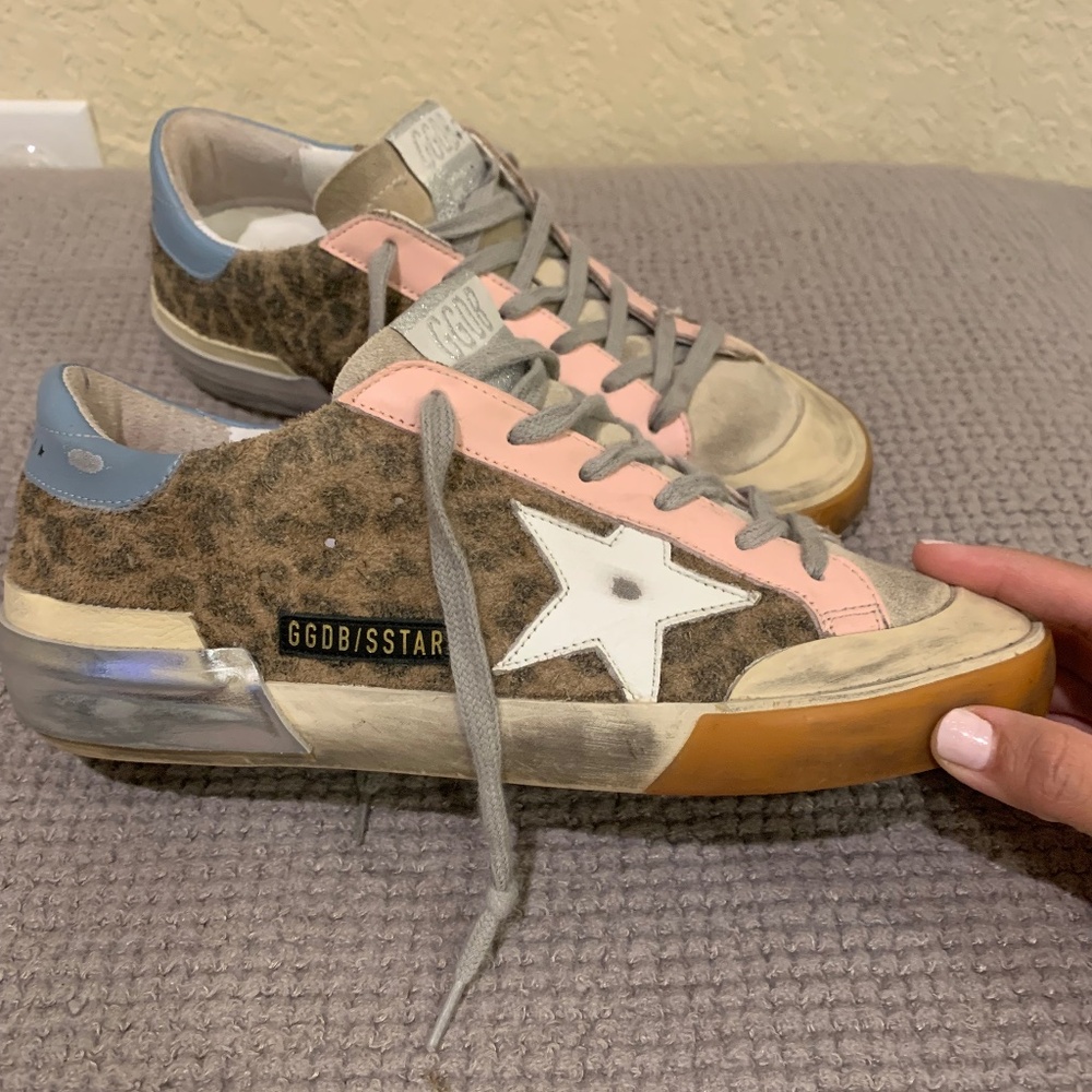 Authentic GoldenGoose Superstars size 38